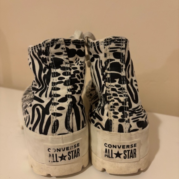 Converse Chuck Taylor All Star Lift Platform Chucks High Top Sneakers Zebra 8.5 - Picture 3 of 9